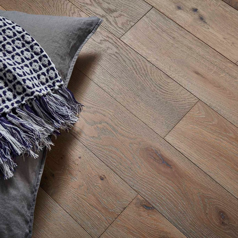 Artisan Flooring Wyvis Smoked Oak