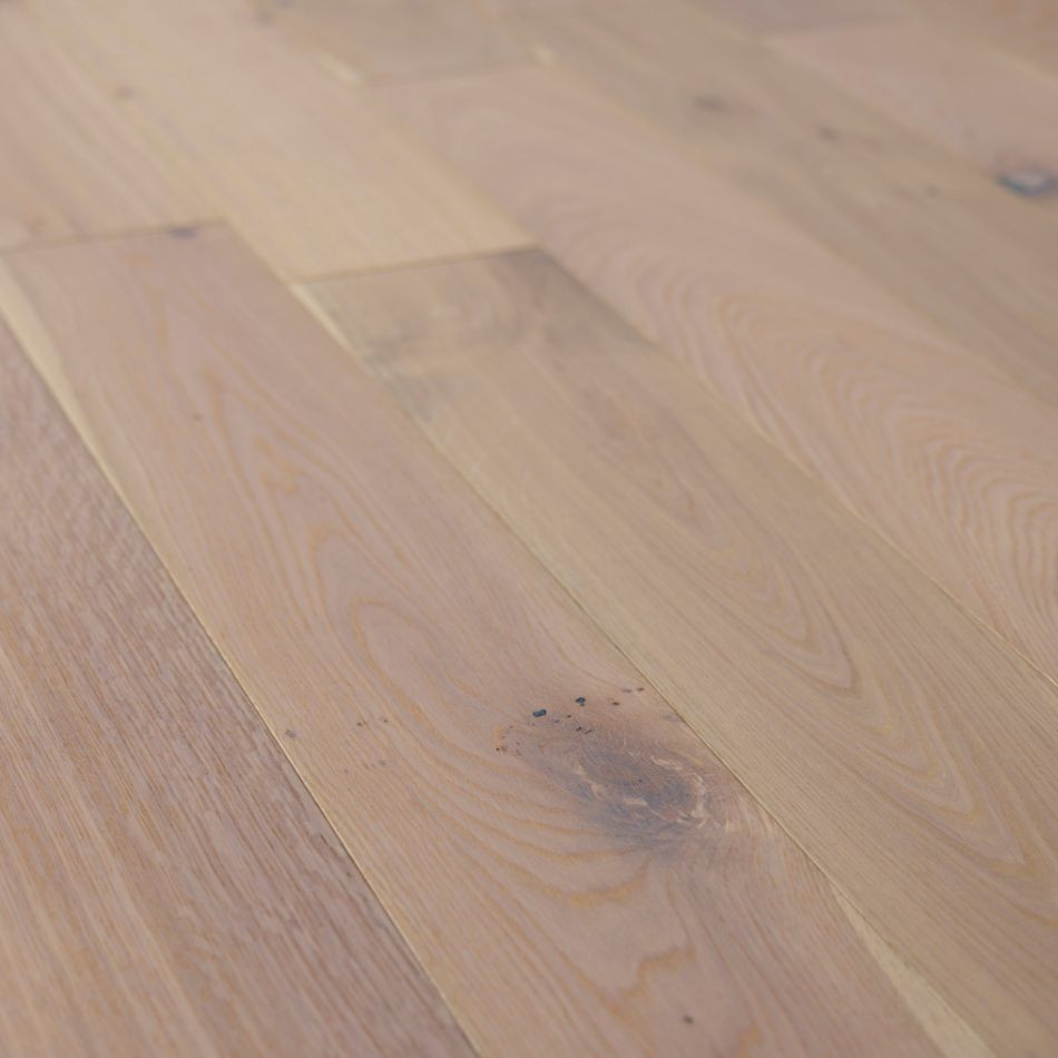 Artisan Flooring White Oiled Traditional 18/4 French Oak 