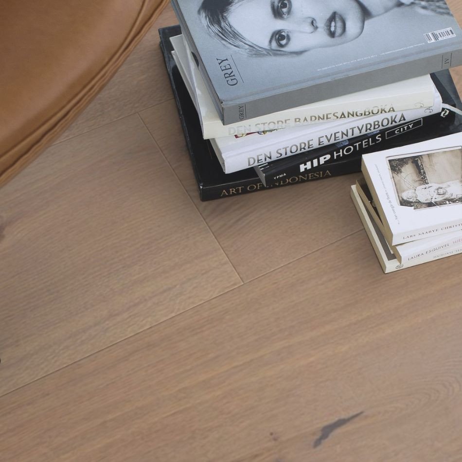 Artisan Flooring Chalet Sand Oak Traditional