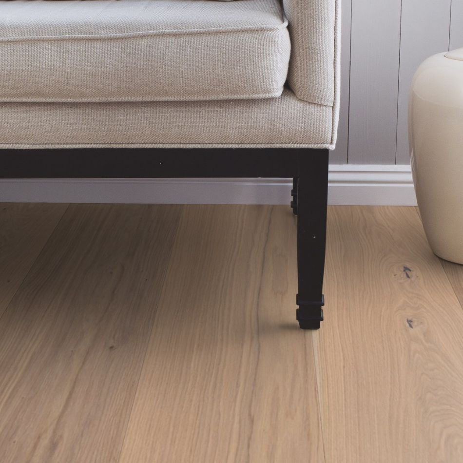 Artisan Flooring Chaletino White Oak Traditional
